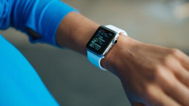 Top 3 Best Smartwatches For Nurses (Update 2022)